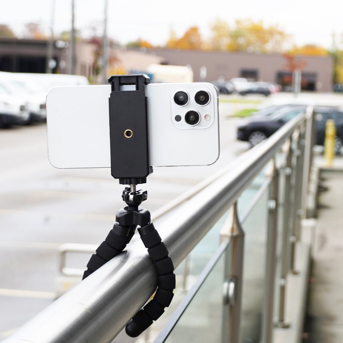 SLFI_4_dbe77514-ed82-4bde-aaae-bb0607456961_1800x1800 Amaze Mini Tripod - Image 2